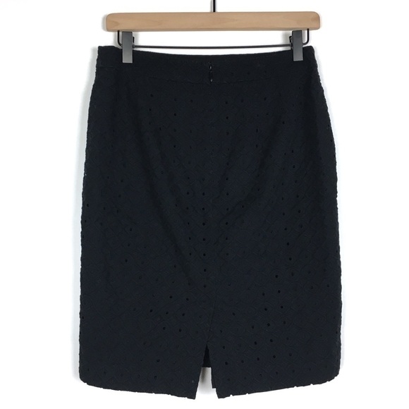 LOFT Skirt Pencil Eyelet Lace Embroidered Solid Black Textured Minimalist Size 4 - Picture 6 of 11